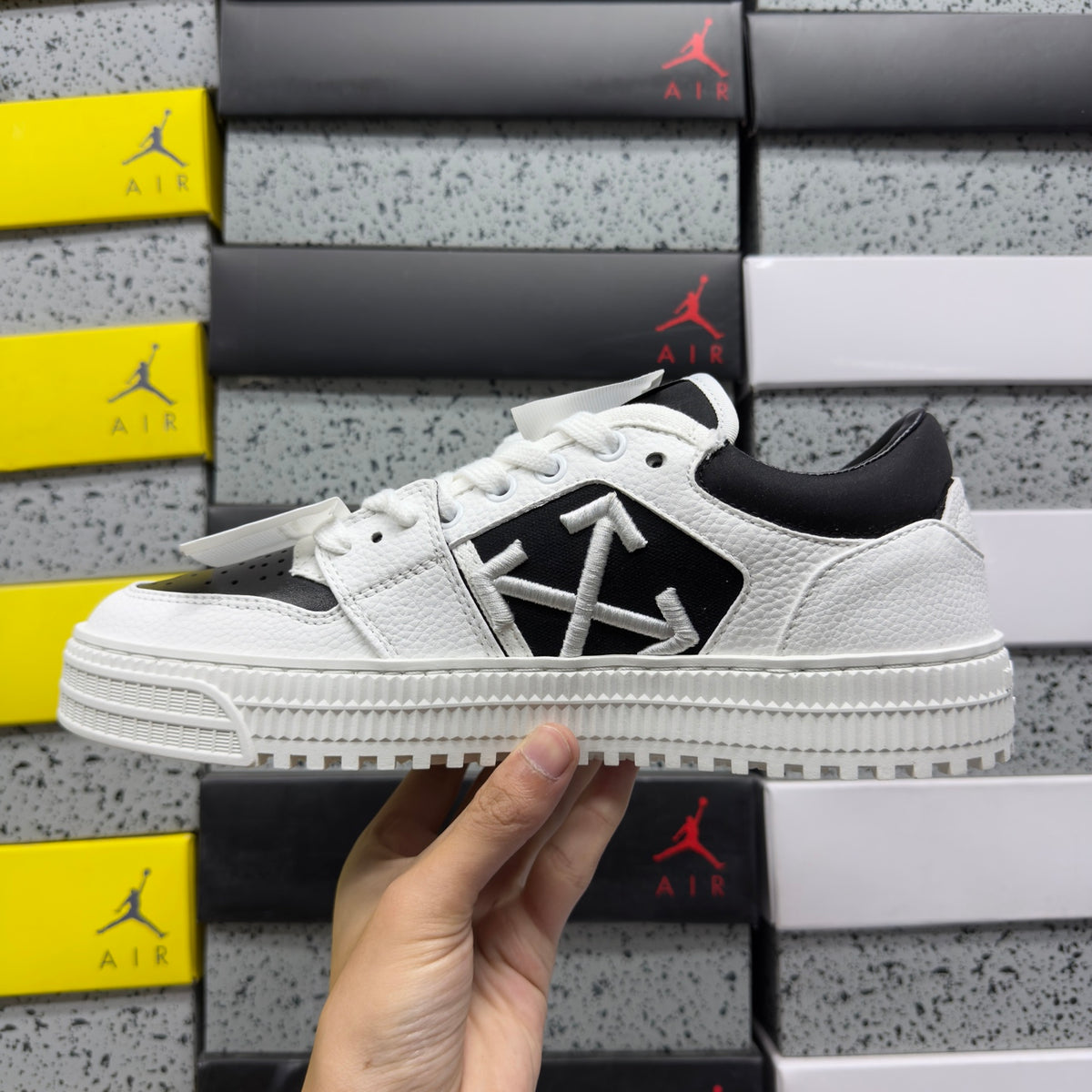 Off-White 3.0 Off Court 'Blanc Noir Bande'