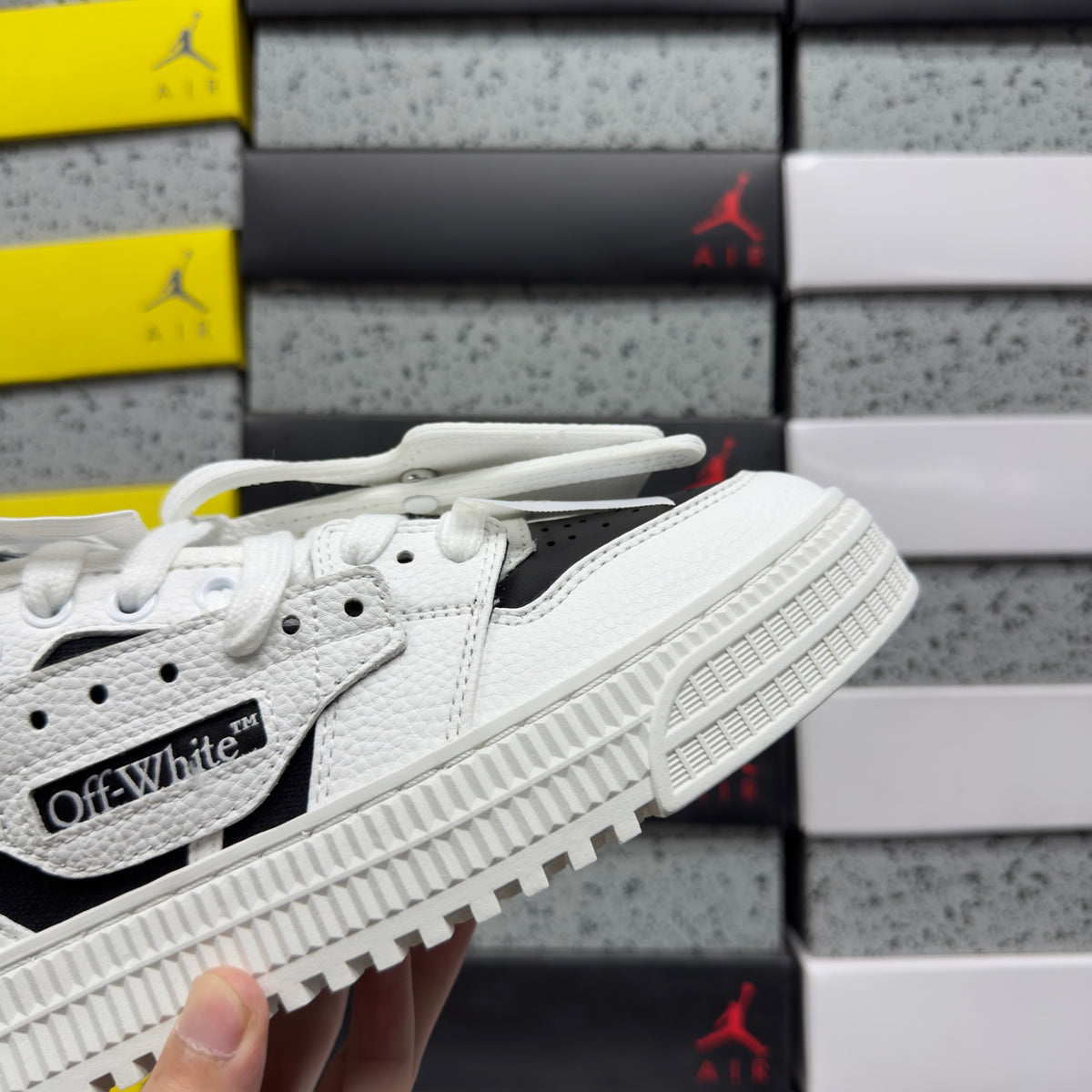 Off-White 3.0 Off Court 'Blanc Noir Bande'