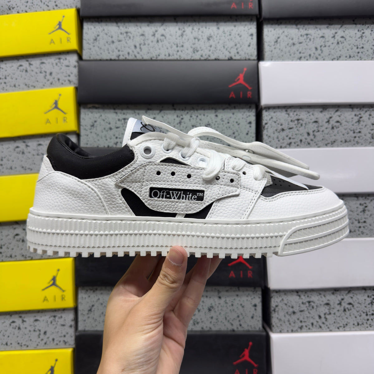 Off-White 3.0 Off Court 'Blanc Noir Bande'