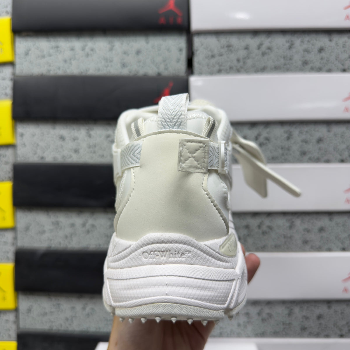 Off-White Be Right Back 'Blanc Beige'