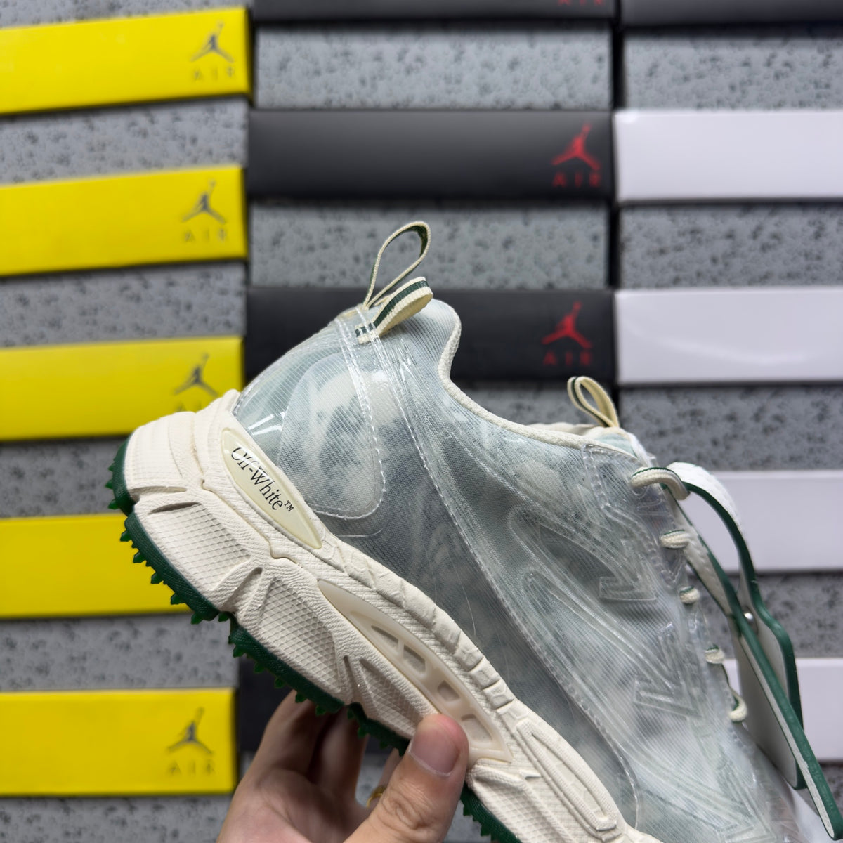 Off-White Be Right Back 'Gris Argent Vieilli'