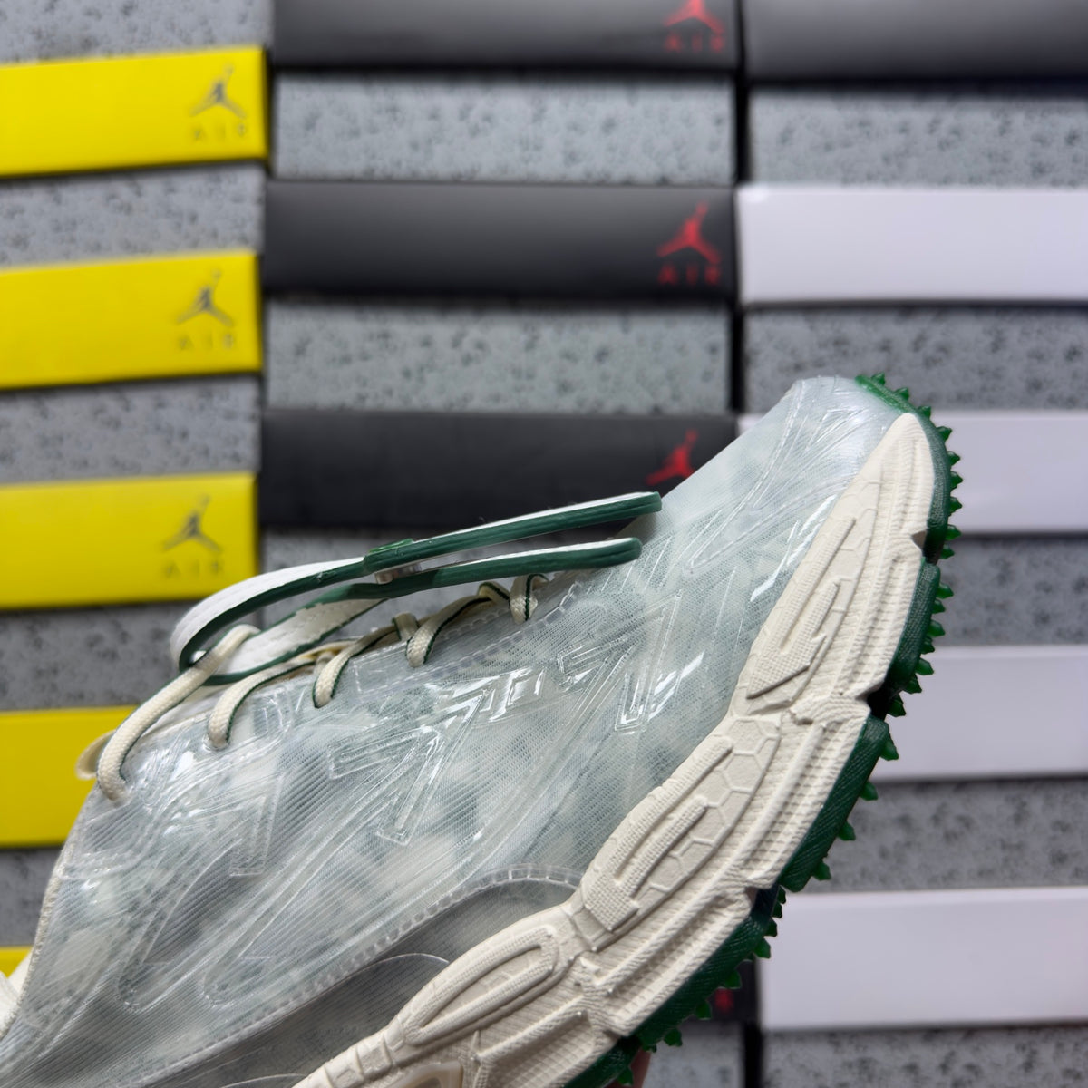 Off-White Be Right Back 'Gris Argent Vieilli'