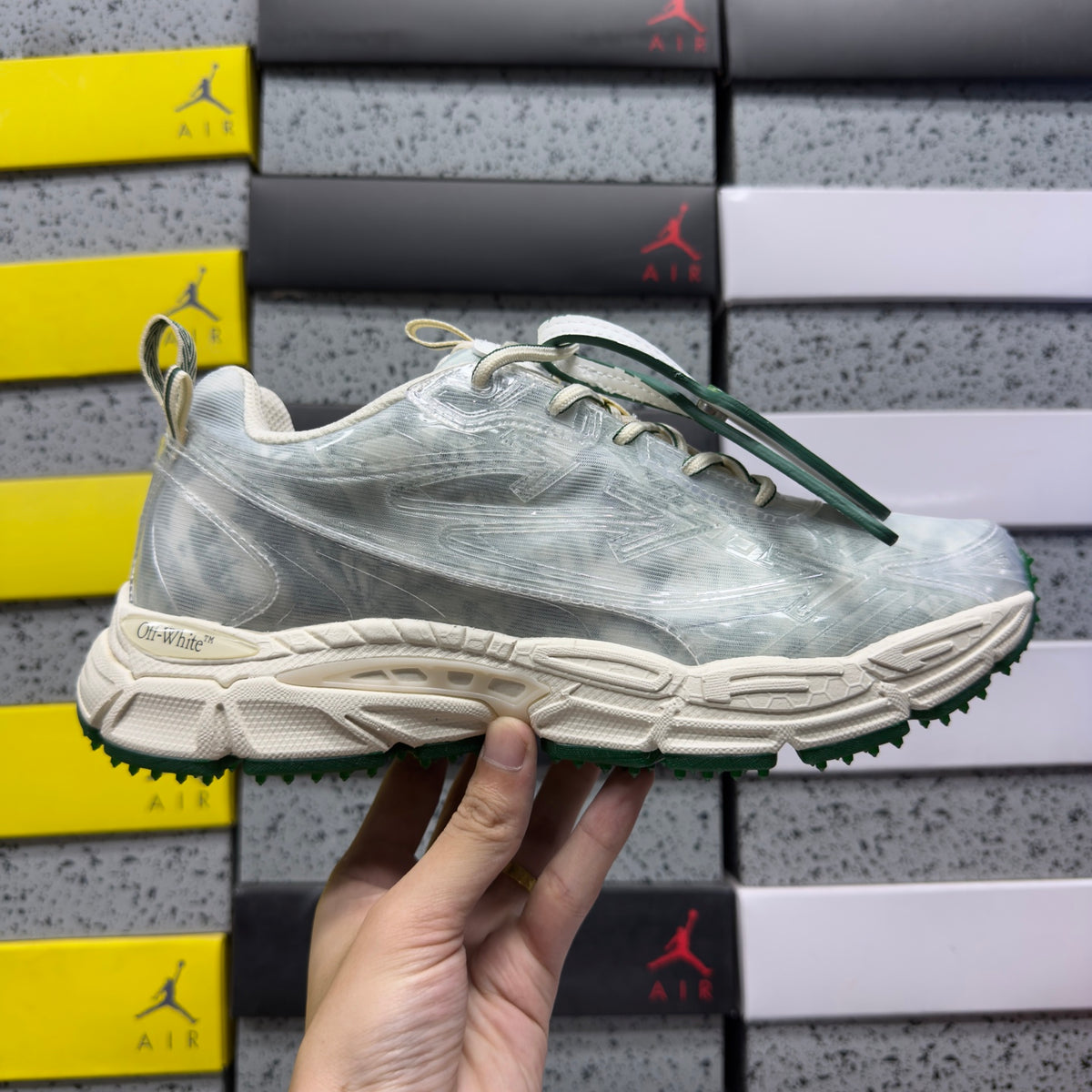 Off-White Be Right Back 'Gris Argent Vieilli'