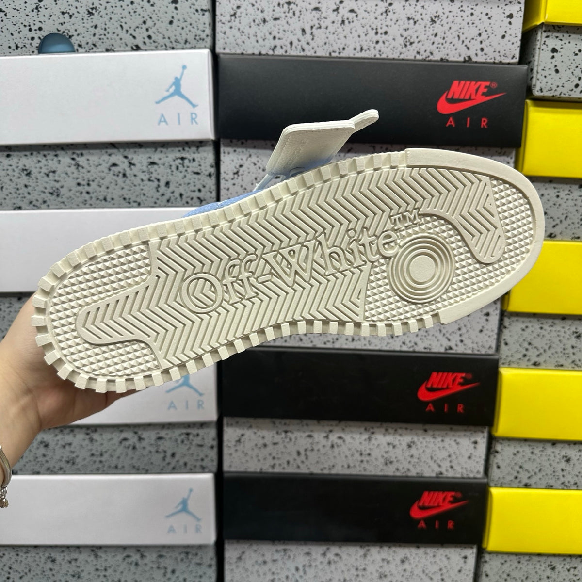 Off-White 3.0 Off Court 'Bleu Ciel Rouge'