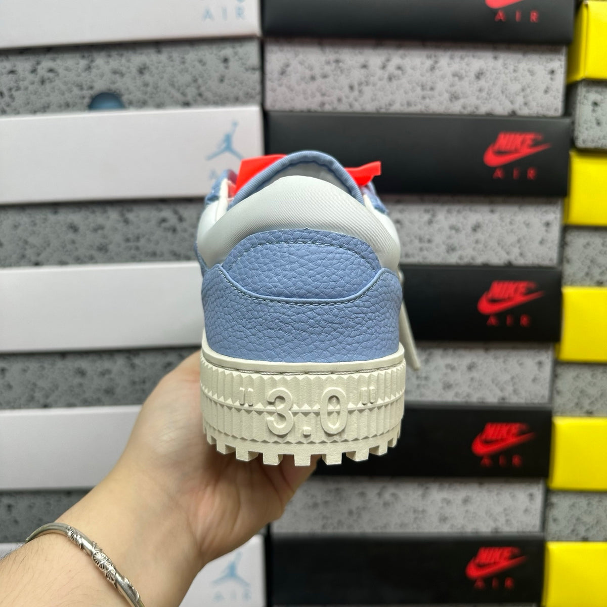Off-White 3.0 Off Court 'Bleu Ciel Rouge'