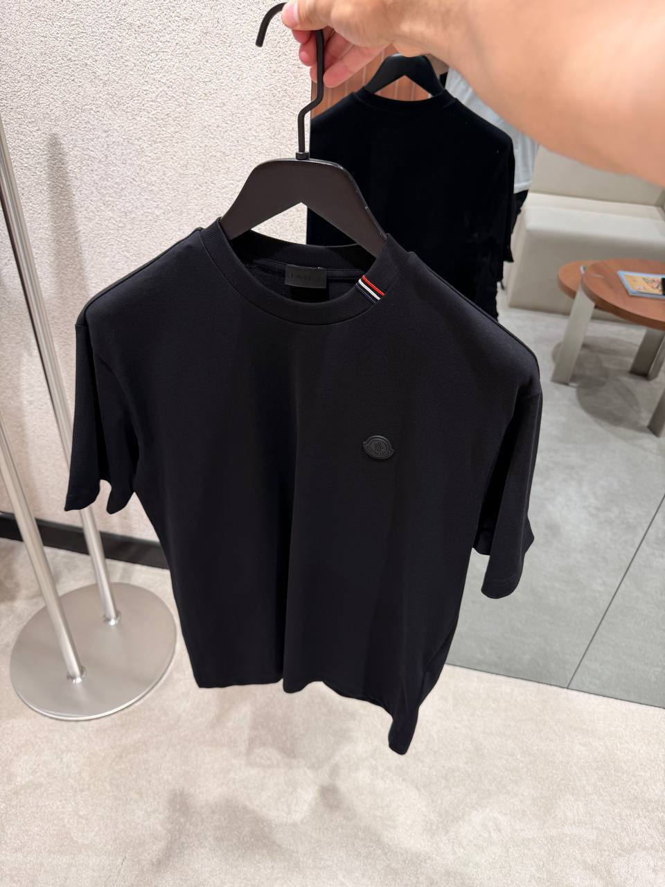 T-shirt Logo