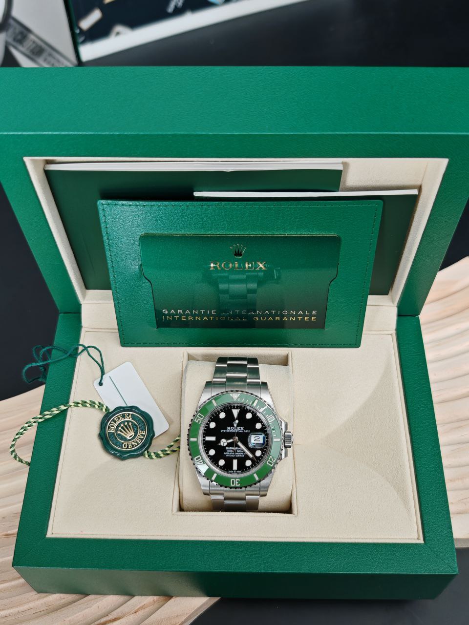 Montre de Plongée Automatique Cadran Vert 41 mm — Date