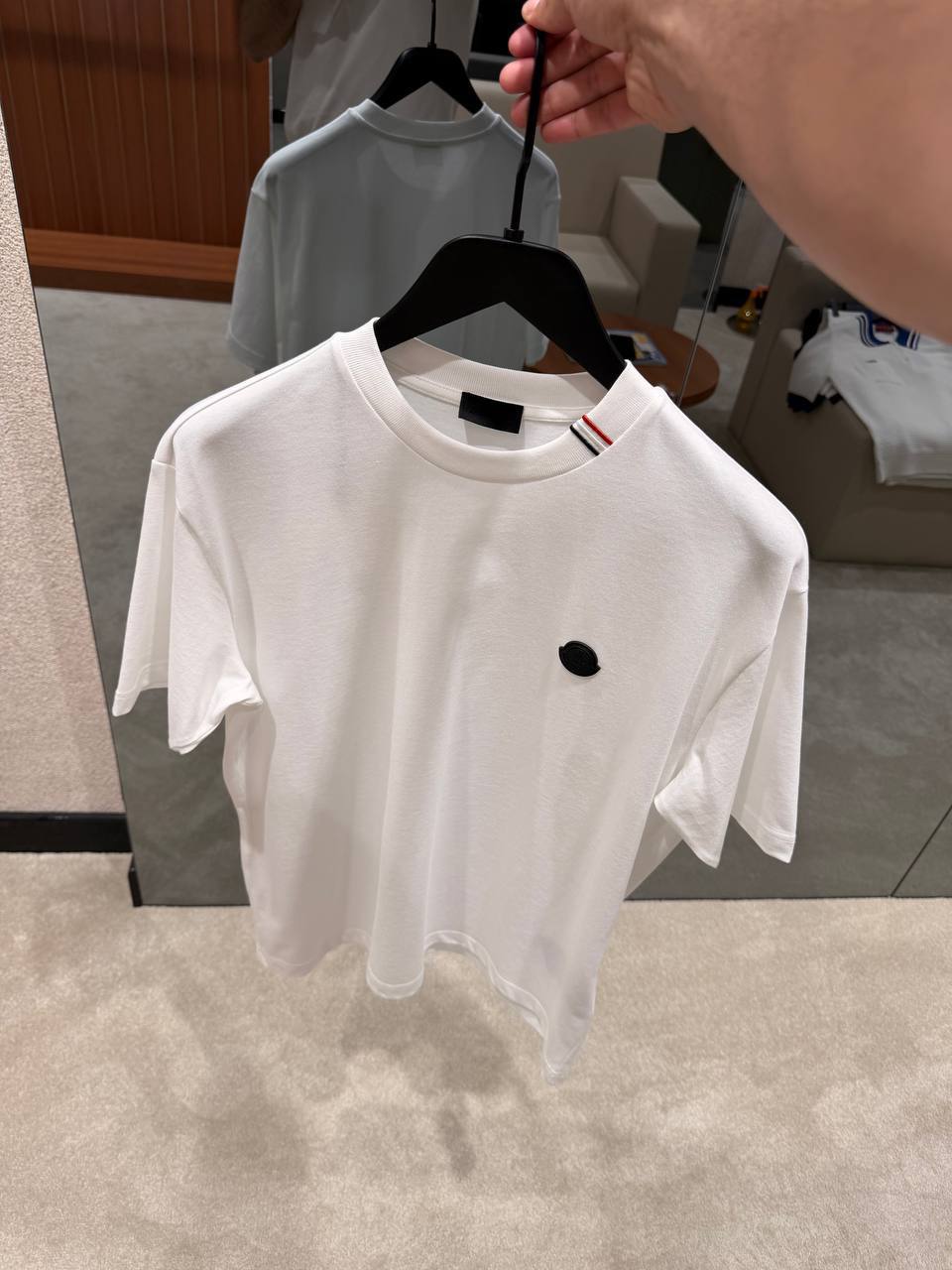 T-shirt Logo