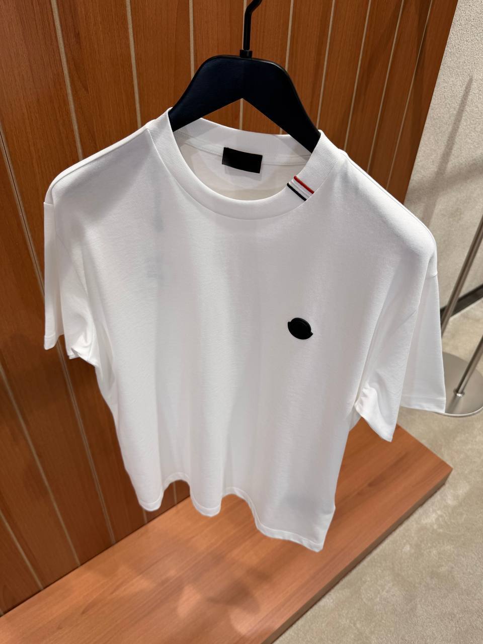 T-shirt Logo