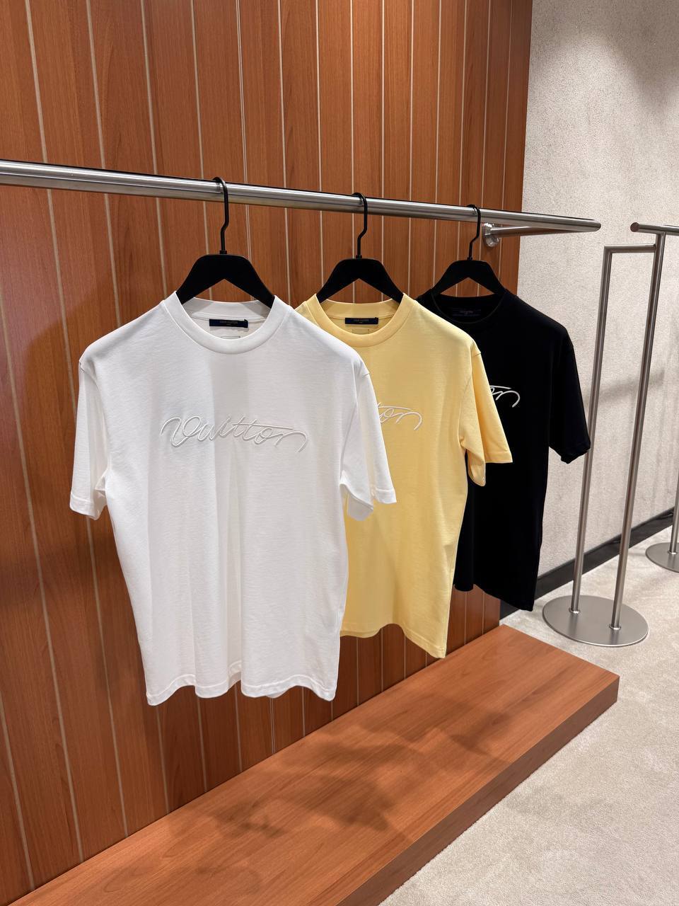 T-shirt Brodé