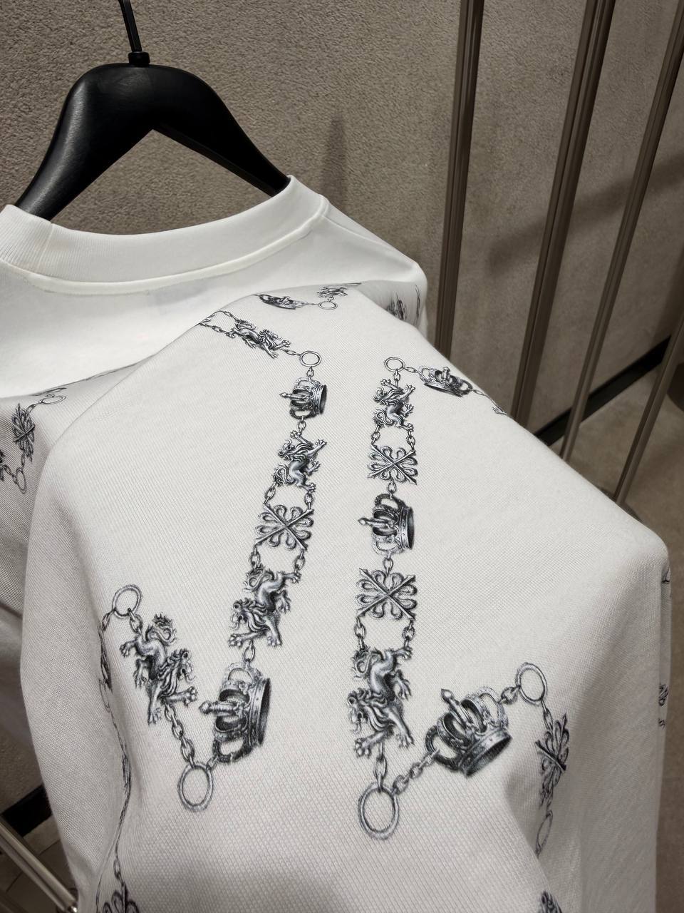 T-shirt Off