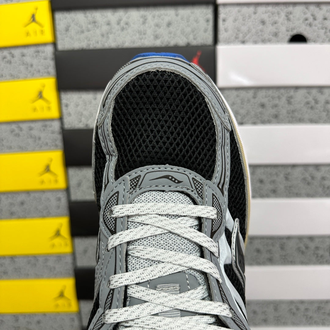 Saucony ProGrid Omni 9 'Gris Noir Beige' — vue 8