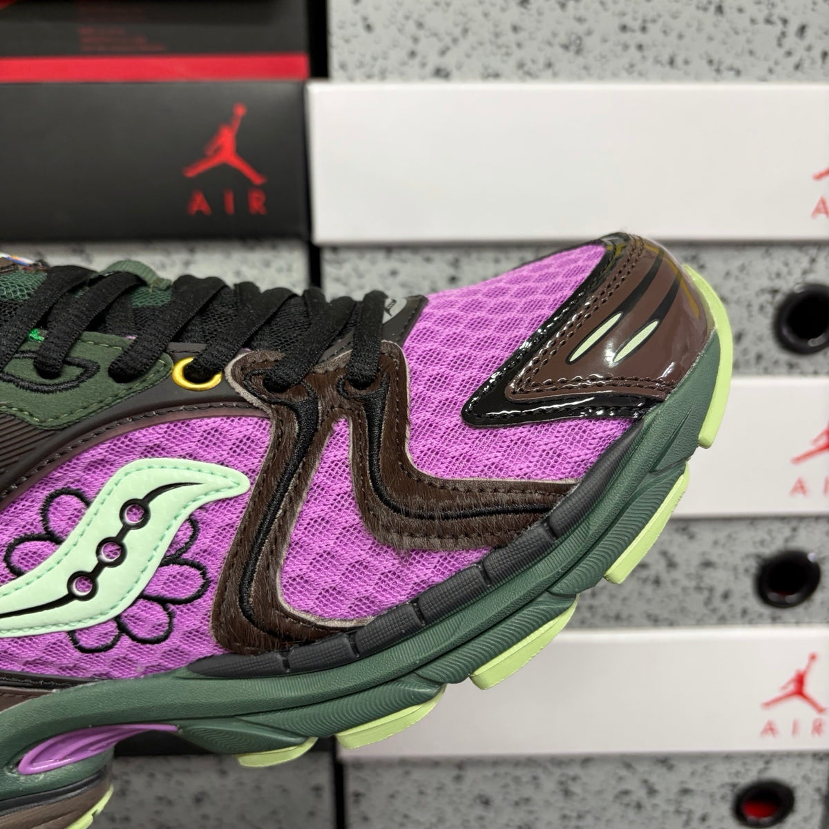 Saucony ProGrid Triumph 4 'Violet Vert' — vue 7