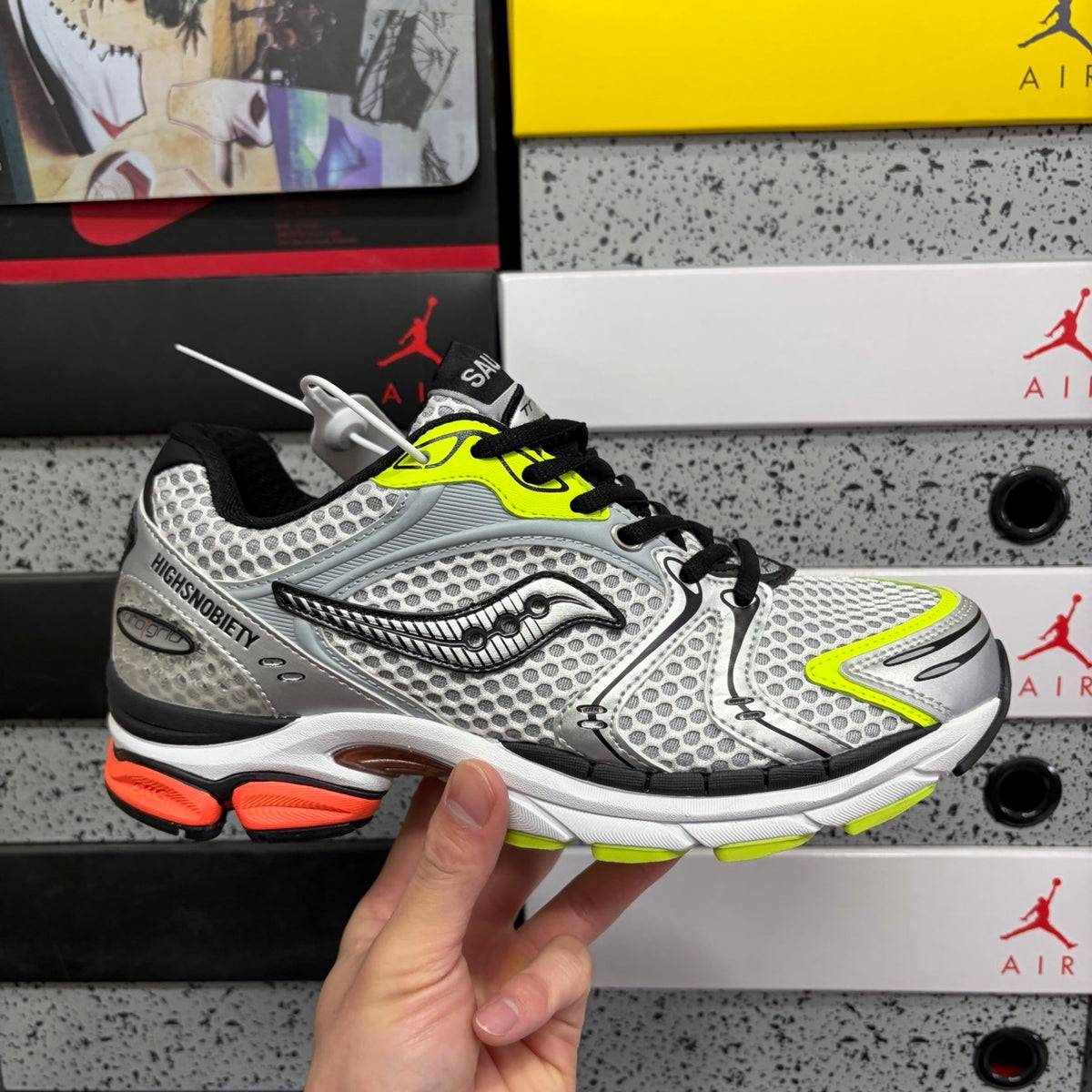 Saucony ProGrid Triumph 4 'Argent Volt Orange' — vue 9
