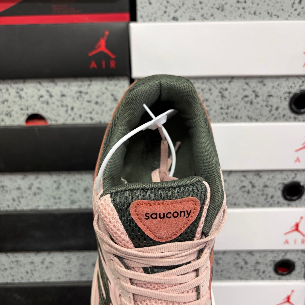 Saucony ProGrid Omni 9 'Rose Vert Kaki' — vue 6