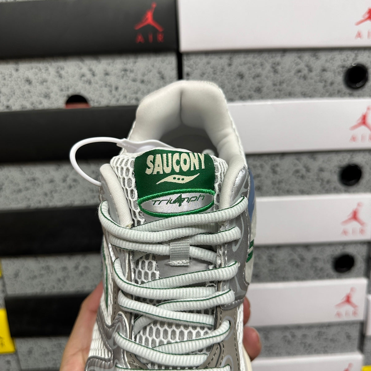 Saucony ProGrid Triumph 4 'Gris Vert Bleu' — vue 8