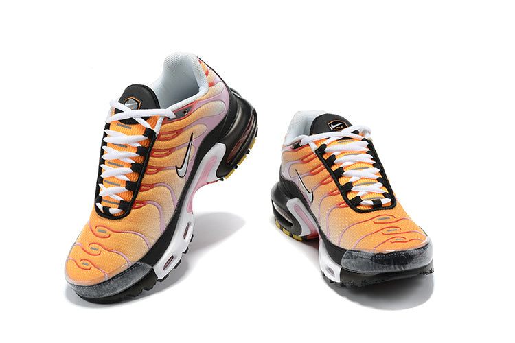 Nike Air Max Plus TN 'Noir Orange Rose' — vue 3