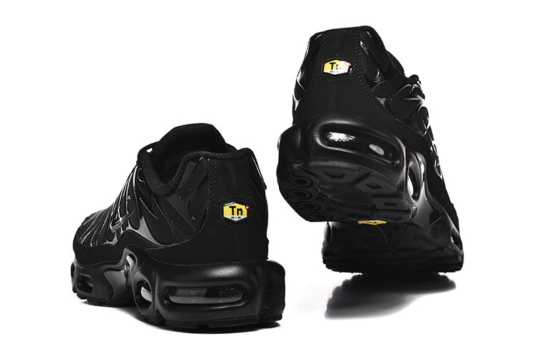 Nike Air Max Plus TN x Supreme 'Black' — vue 7