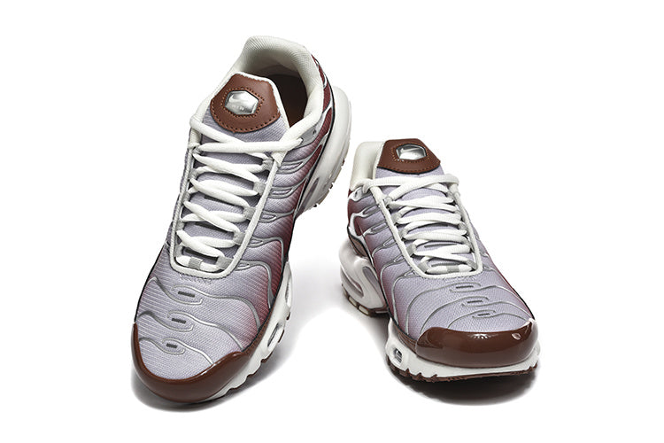 Nike Air Max Plus TN 'Marron Blanc' — vue 3