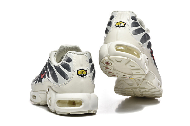 Nike Air Max Plus TN 'Blanc Cassé Gris' — vue 2