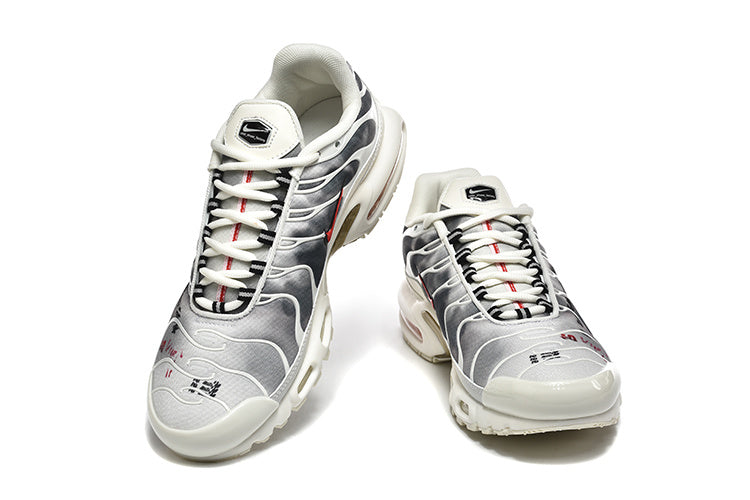 Nike Air Max Plus TN 'Blanc Cassé Gris' — vue 3
