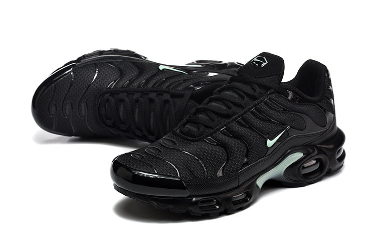 Nike Air Max Plus TN 'Noir Menthe' — vue 4