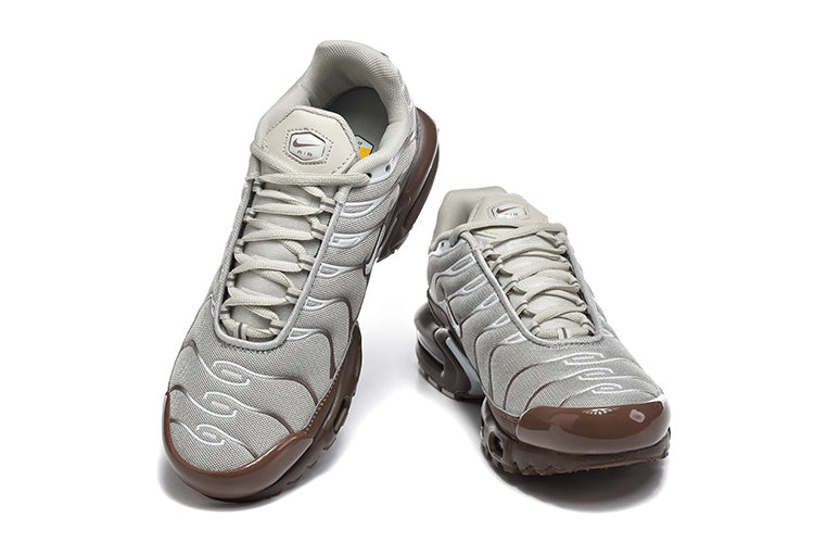 Nike Air Max Plus TN 'Marron Gris' — vue 3