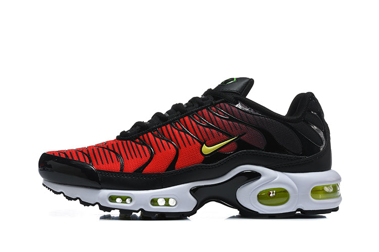 Nike Air Max Plus TN 'Noir Rouge Volt' — vue 6