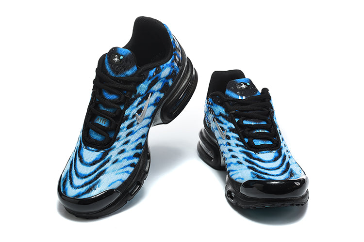 Nike Air Max Plus VII 'Bleu Noir Camo' — vue 3