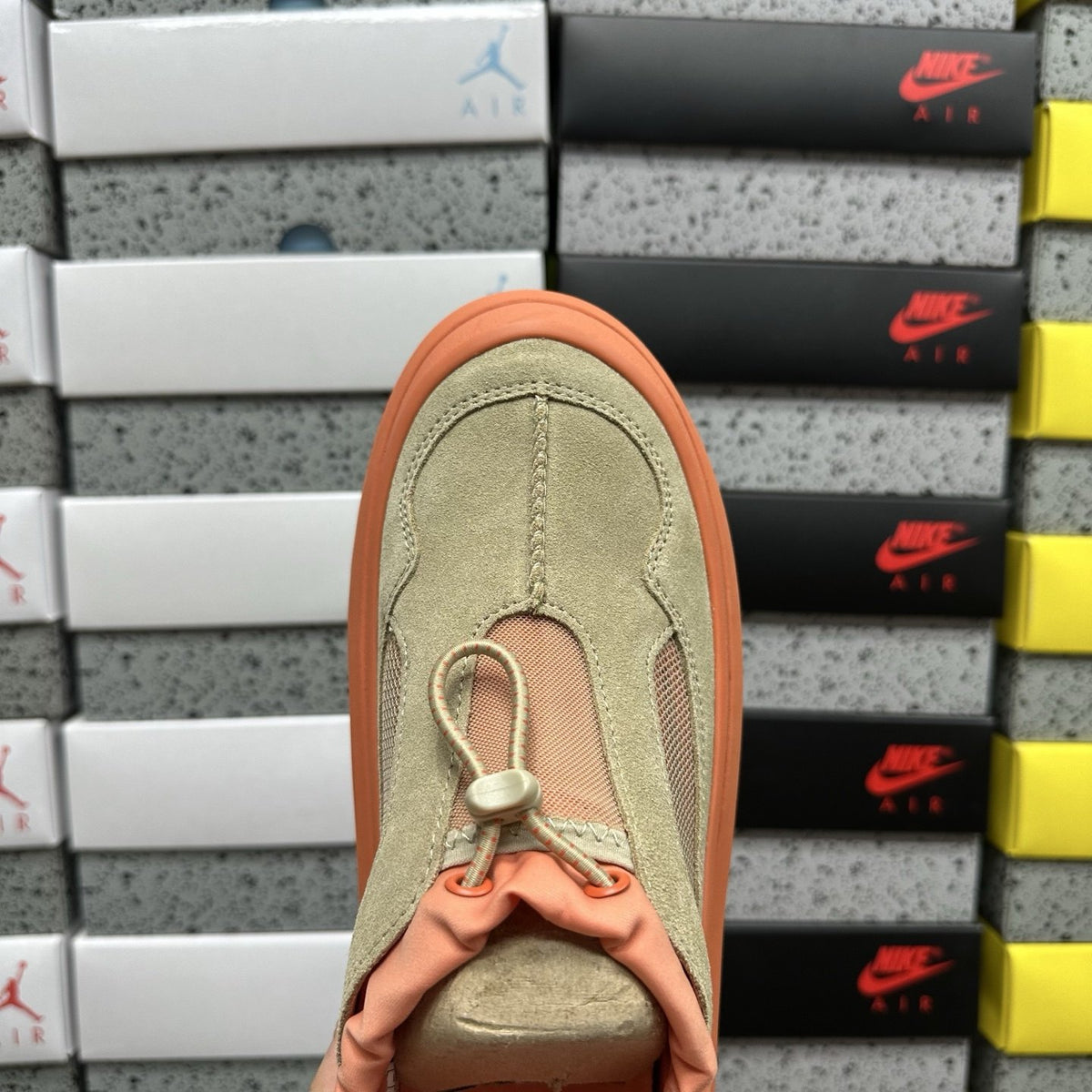 UGG CA805 Trainer 'Orange Grey' — vue 8