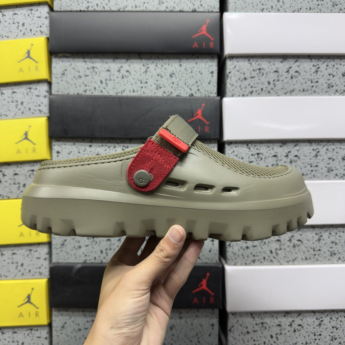 UGG Sport Yeah Clog 'Green Red' — vue 9