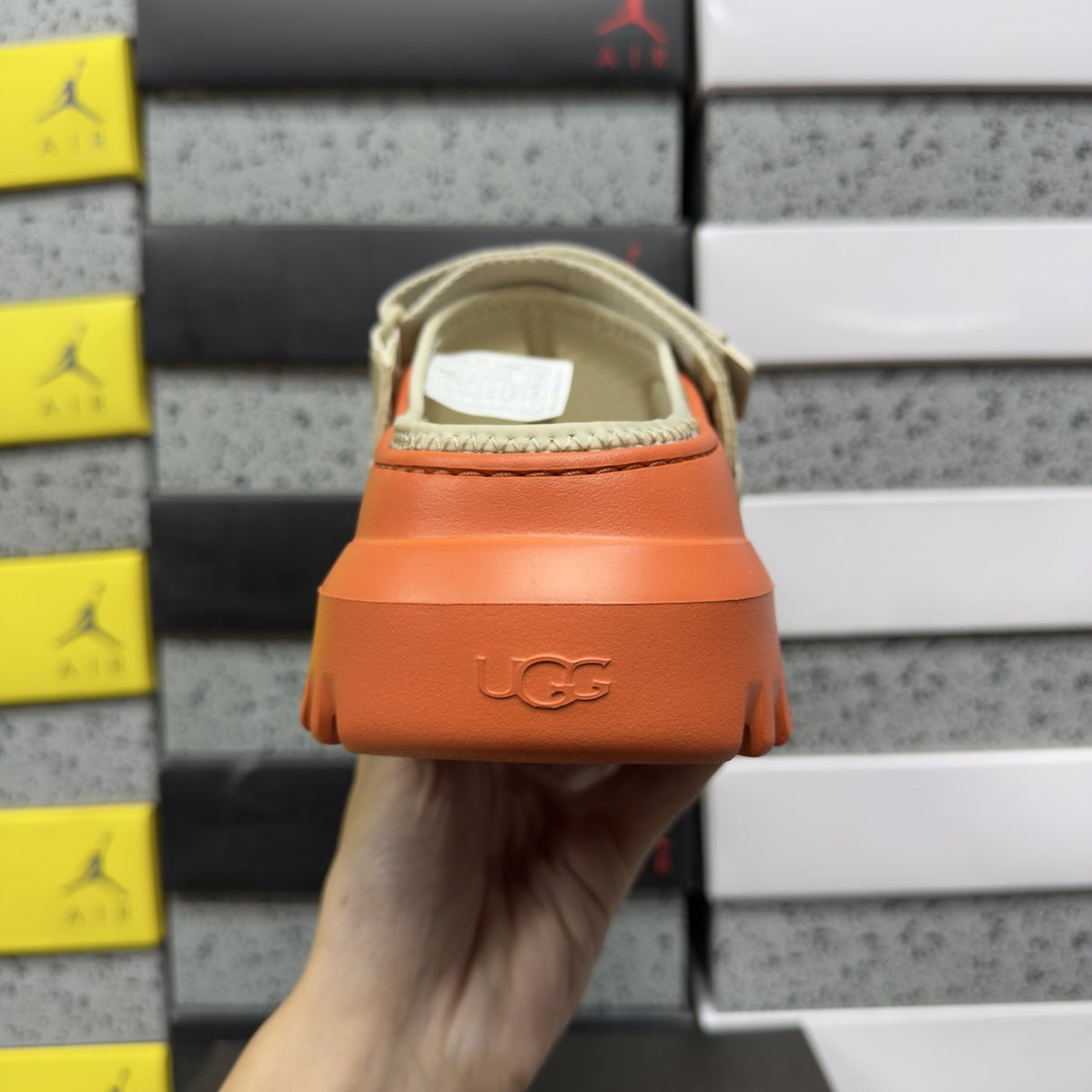 UGG Sport Yeah Clog 'Orange Grey' — vue 3