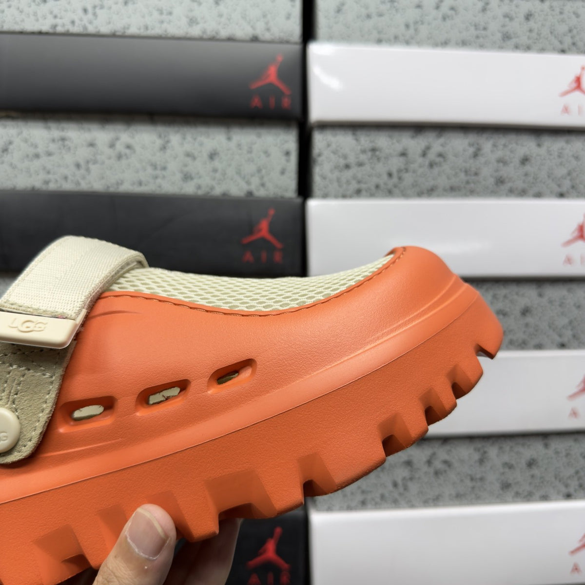 UGG Sport Yeah Clog 'Orange Grey' — vue 8