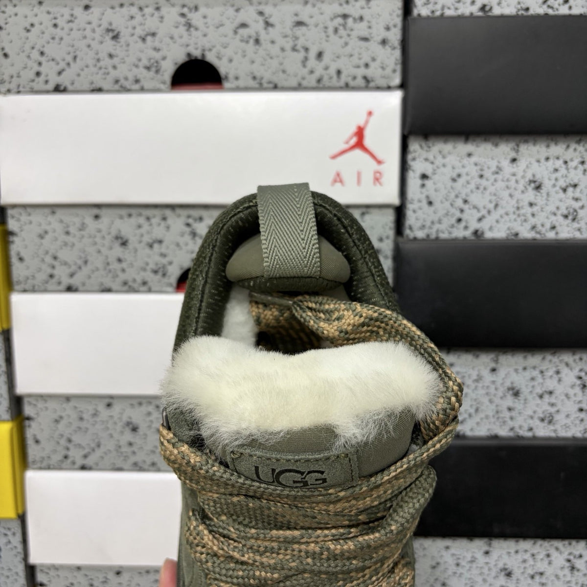 UGG Lowmel 'Green' — vue 5