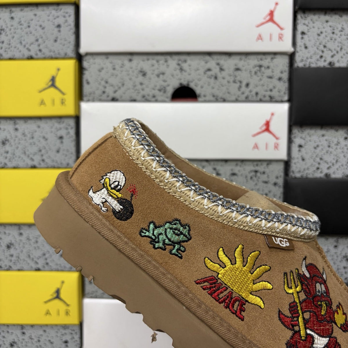 UGG Tazz Cartoon 'Chestnut' — vue 6
