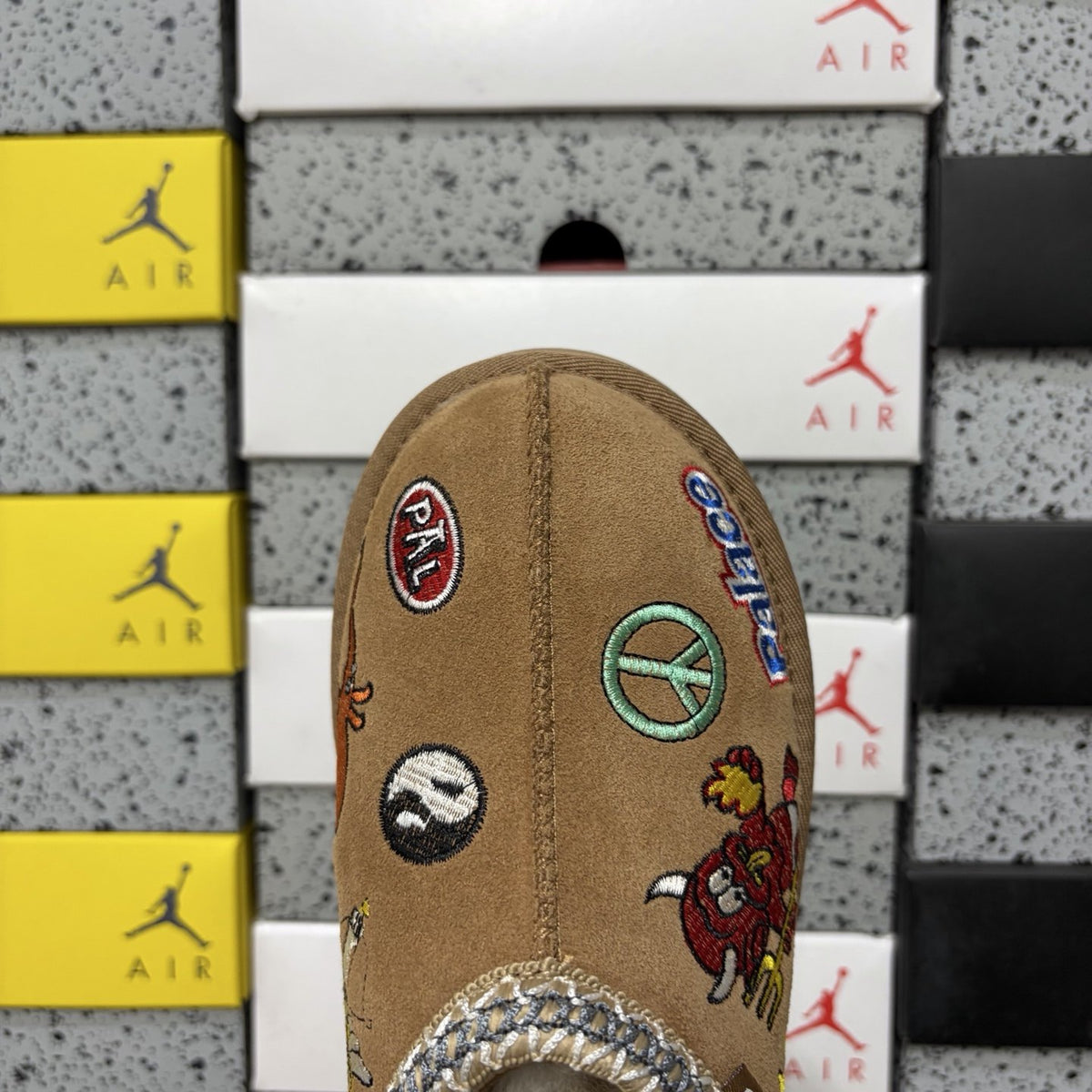 UGG Tazz Cartoon 'Chestnut' — vue 8