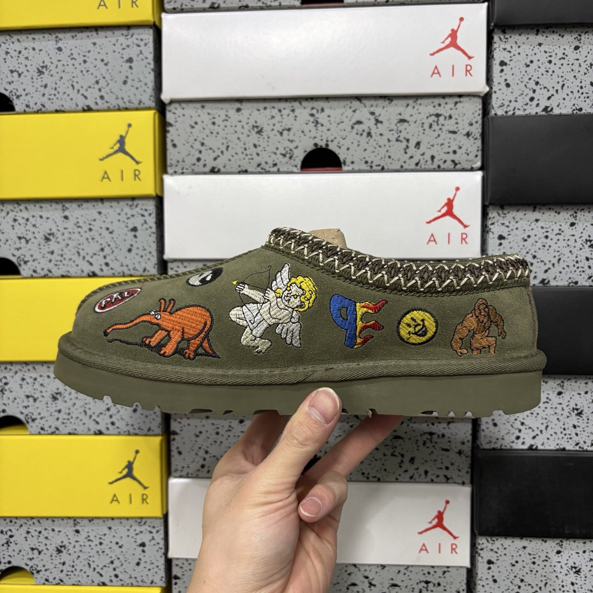 UGG Tazz Cartoon 'Green' — vue 2