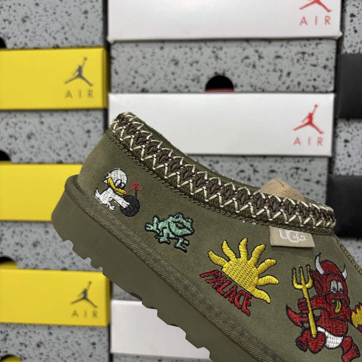 UGG Tazz Cartoon 'Green' — vue 6