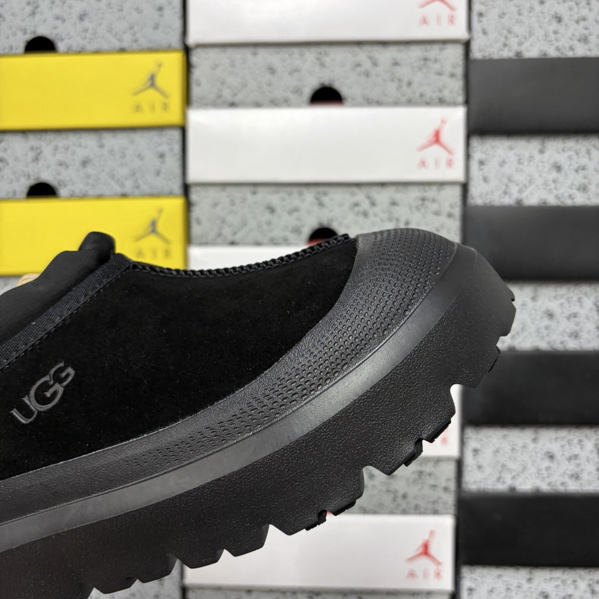 UGG Tasman Weather Hybrid 'Black' — vue 7