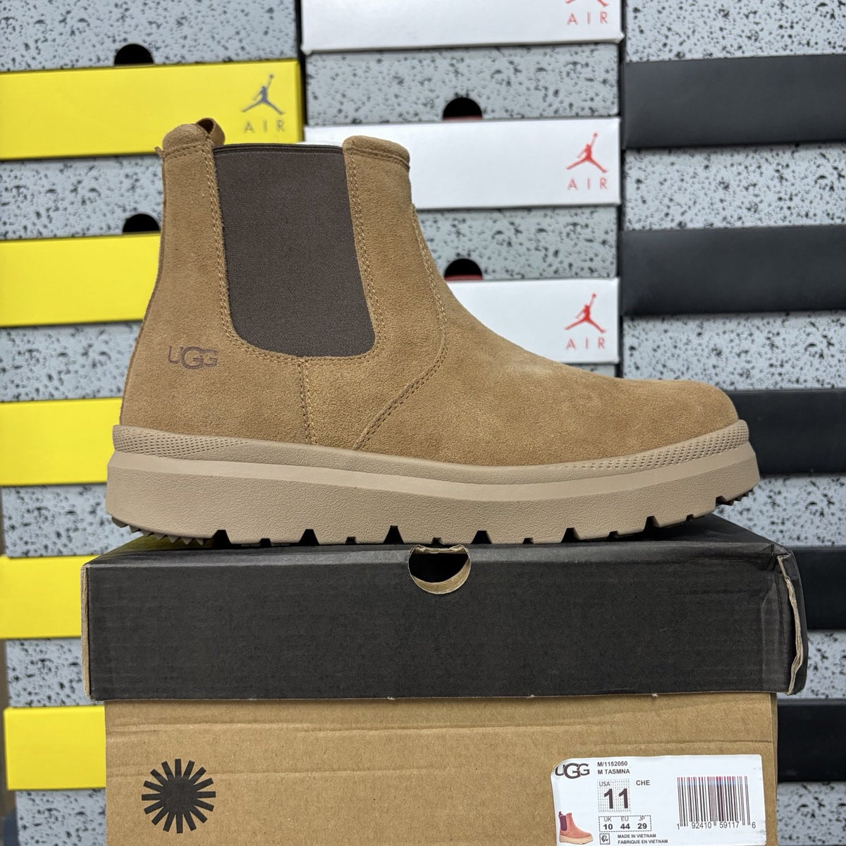 UGG Burleigh Chelsea 'Chestnut'