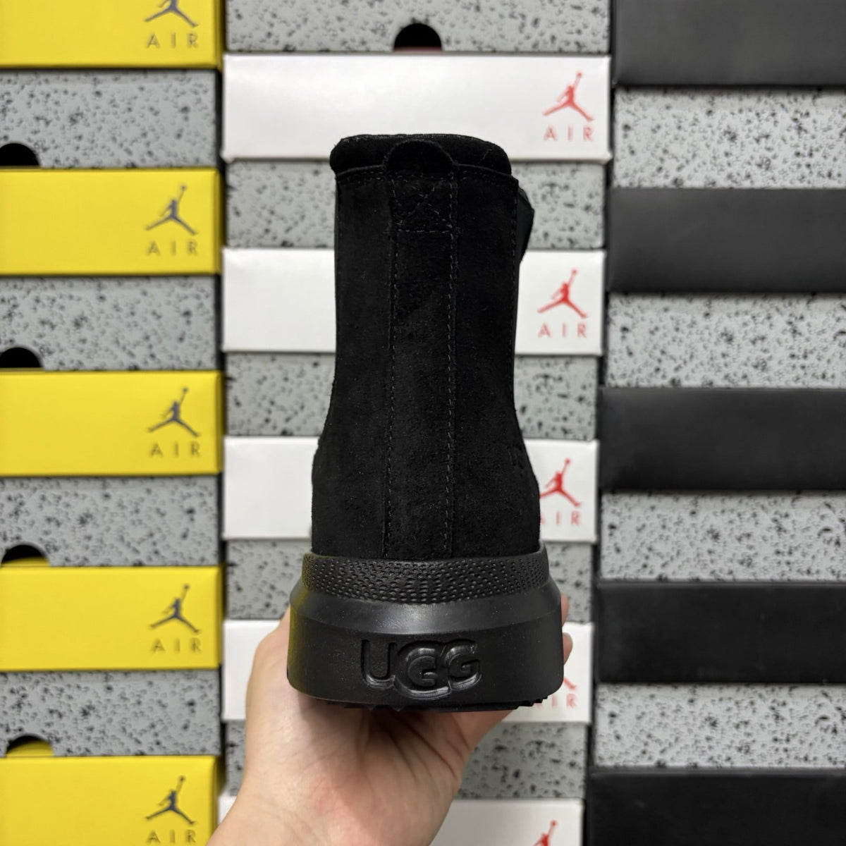 UGG Burleigh Chelsea 'Black' — vue 4