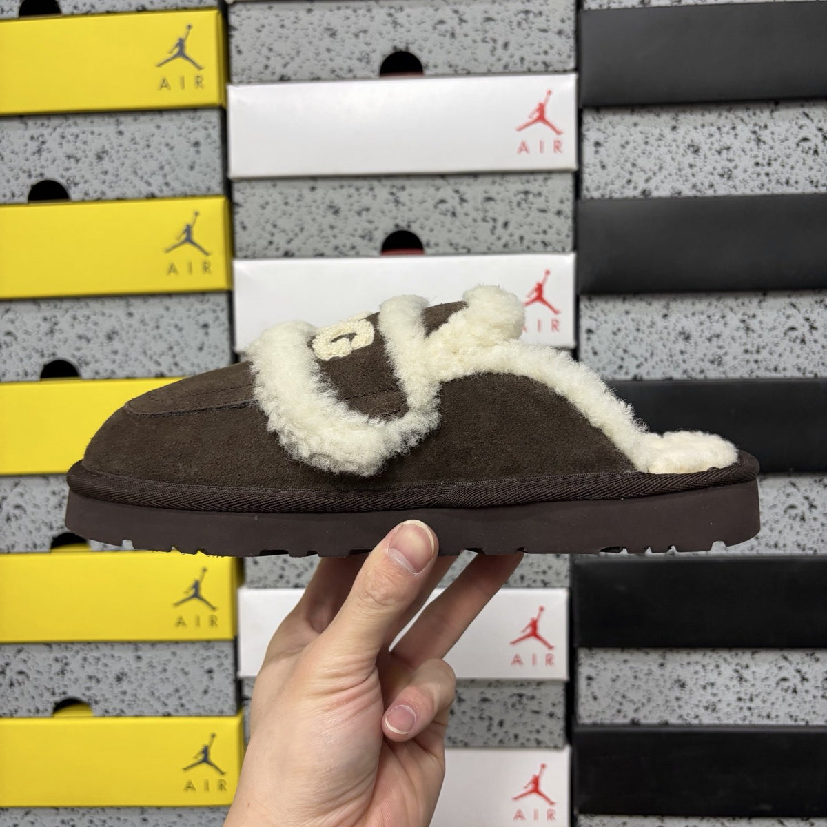 UGG Tasman Embroidered 'Chocolate' — vue 2