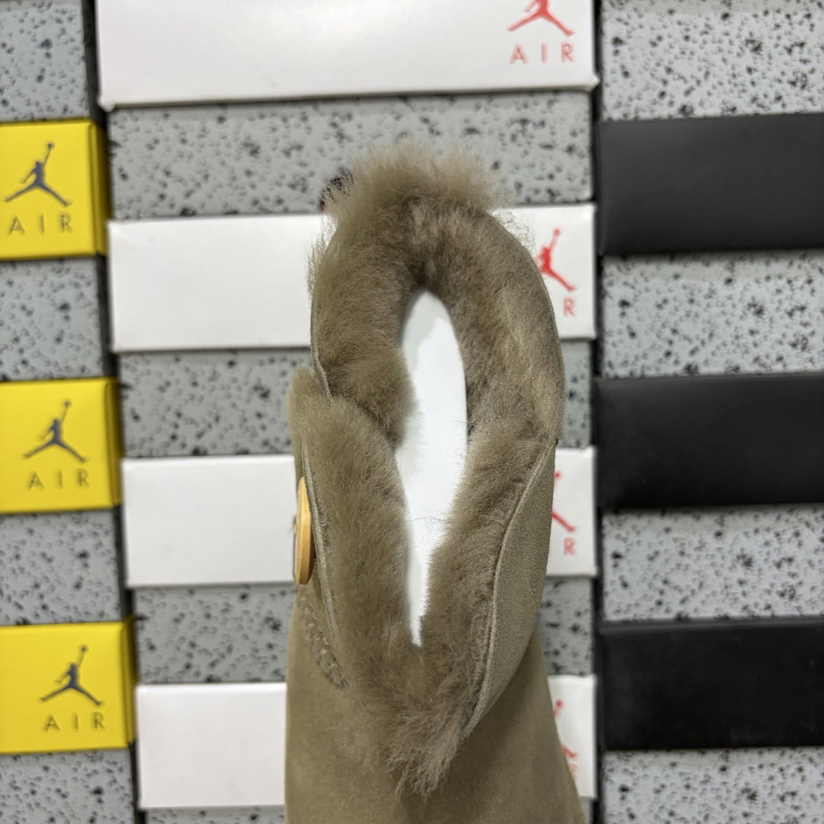UGG Bailey Button II 'Antilope' — vue 5