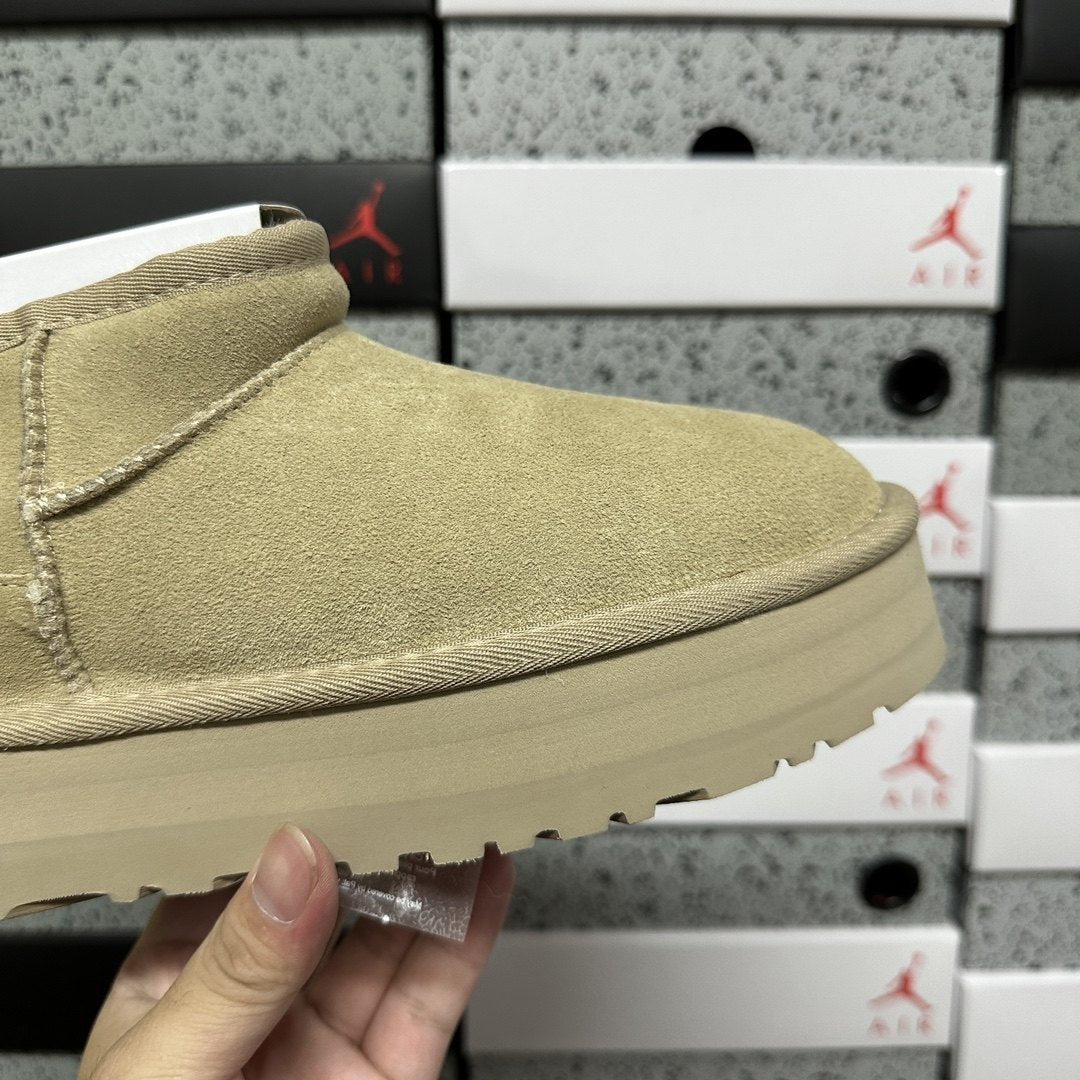 UGG Classic Mini Platform 'Mustard Seed' — vue 6
