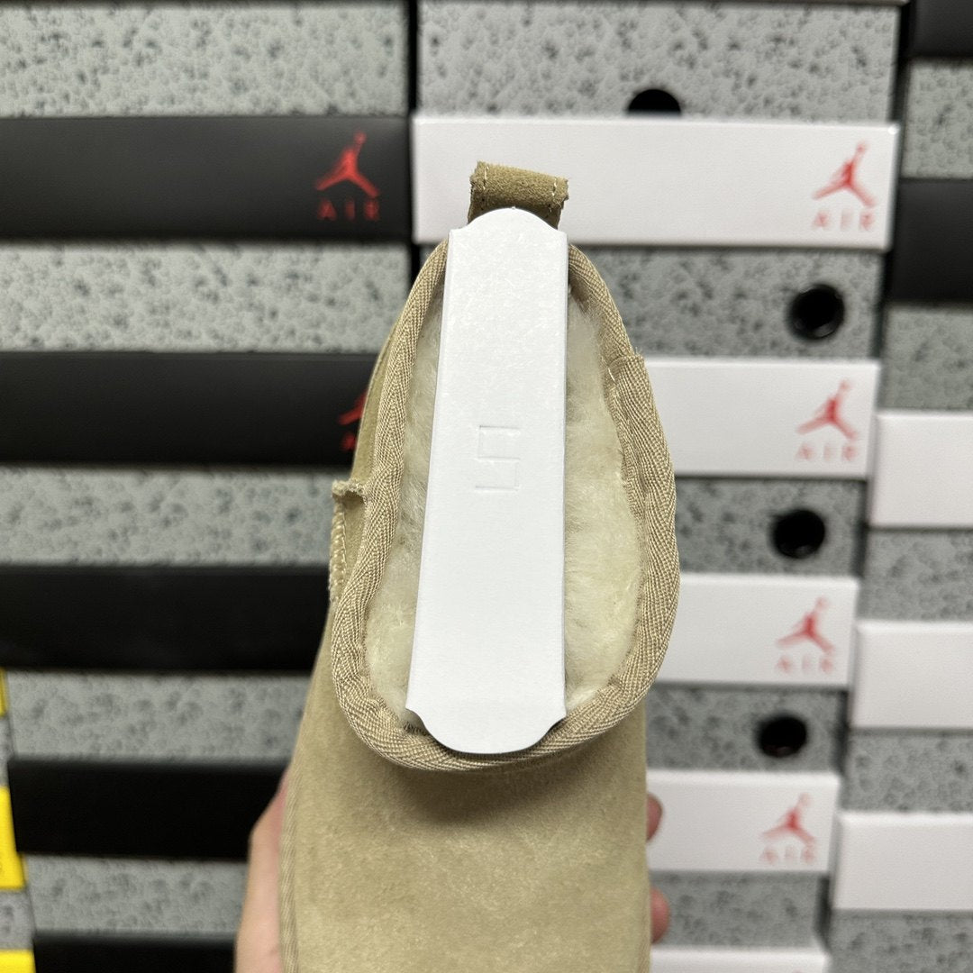 UGG Classic Mini Platform 'Mustard Seed' — vue 7