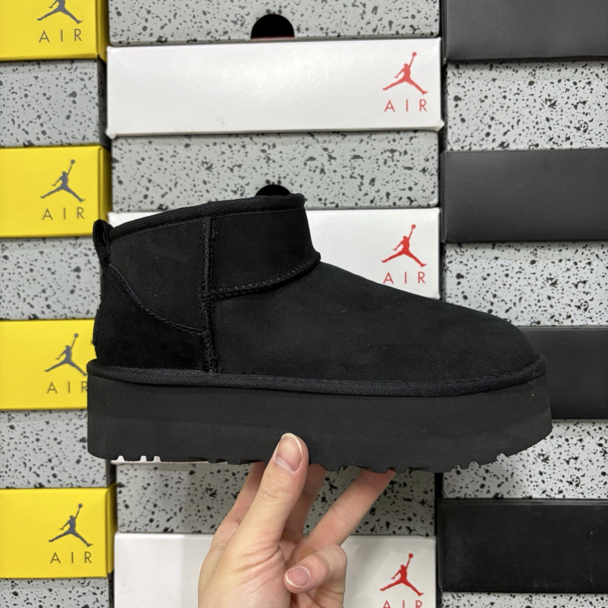 UGG Classic Mini Platform 'Black' — vue 9