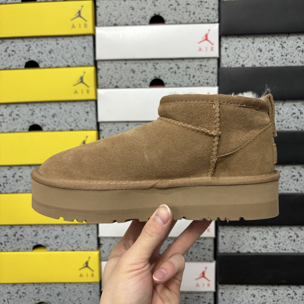 UGG Classic Mini Platform 'Chestnut' — vue 2