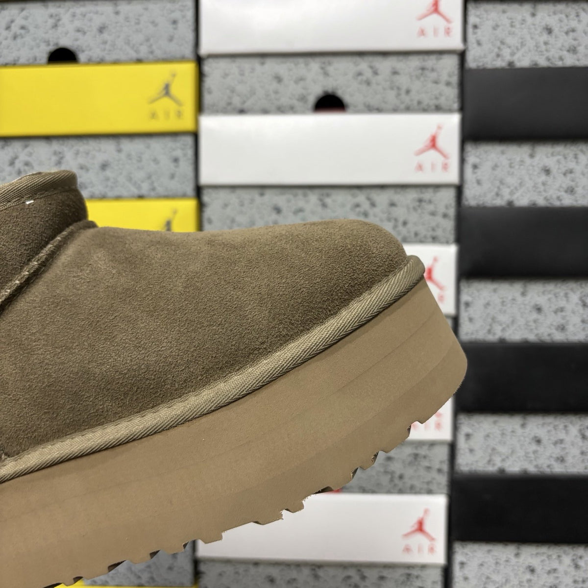 UGG Classic Ultra Mini Platform 'Antilope' — vue 7