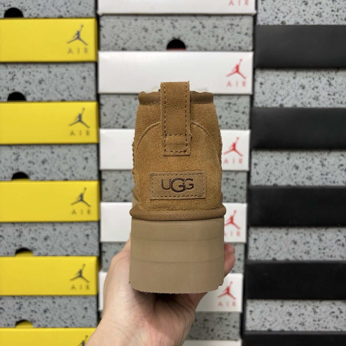 UGG Classic Ultra Mini Platform 'Chestnut' — vue 4