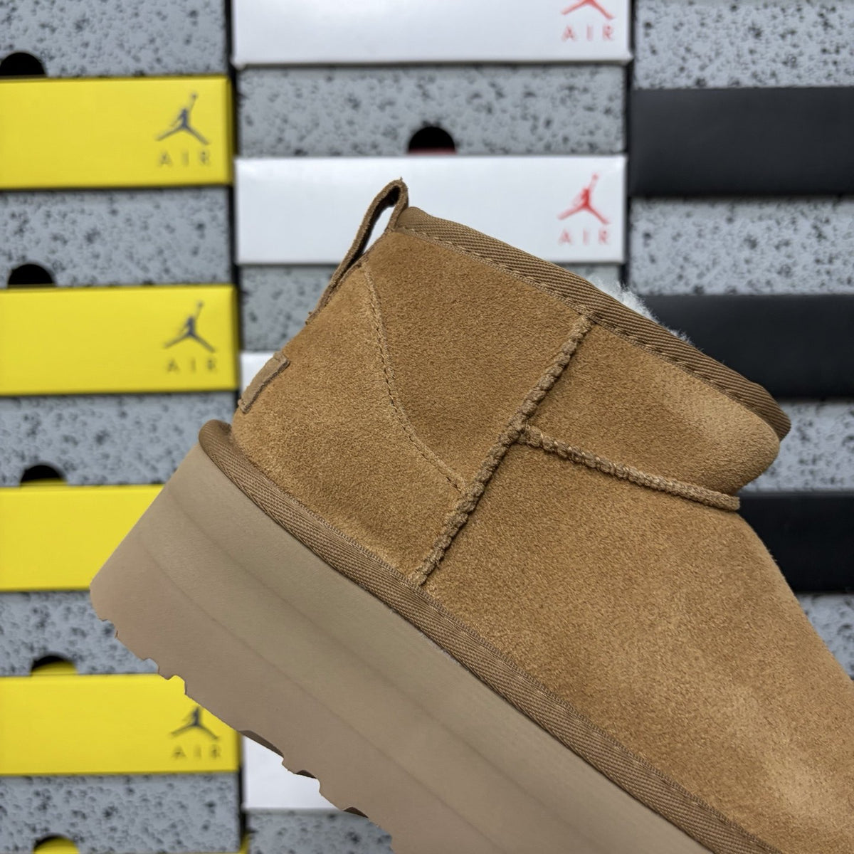 UGG Classic Ultra Mini Platform 'Chestnut' — vue 6